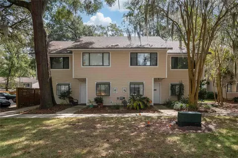 6143 SW 8th Pl, Gainesville, FL 32607