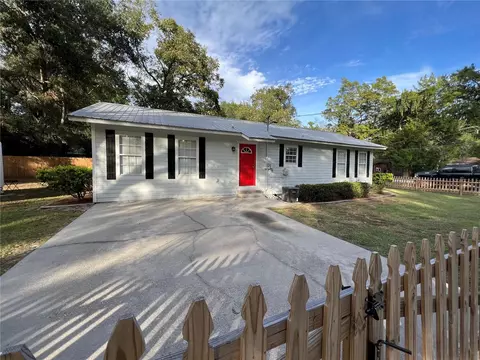 18758 NW 246 St, High Springs, FL 32643