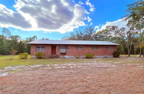 9599 NE 1st Ave, Branford, FL 32008