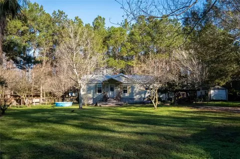 1114 SE 163rd St, Hawthorne, FL 32640