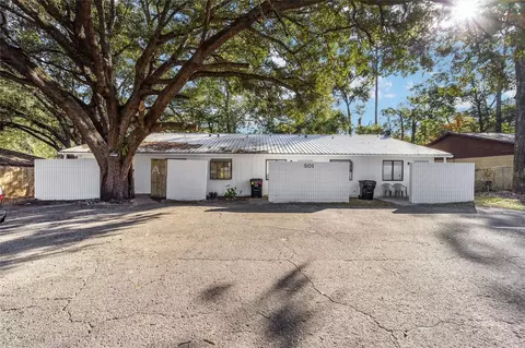 501 SW 69th St, Gainesville, FL 32607
