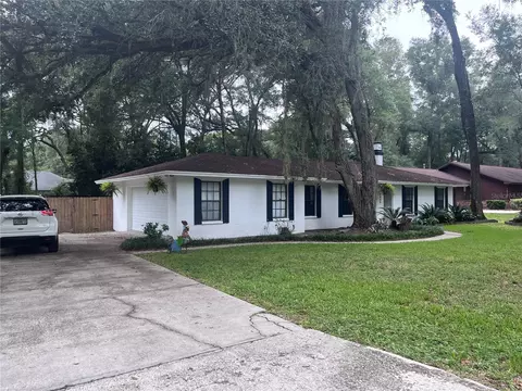 1826 SW 81st Ter, Gainesville, FL 32607