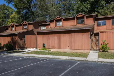 5814 SW 8th Pl, Gainesville, FL 32607