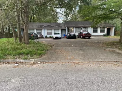 7225 SW 42nd Pl, Gainesville, FL 32608