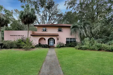 8435 NW 4th Pl, Gainesville, FL 32607