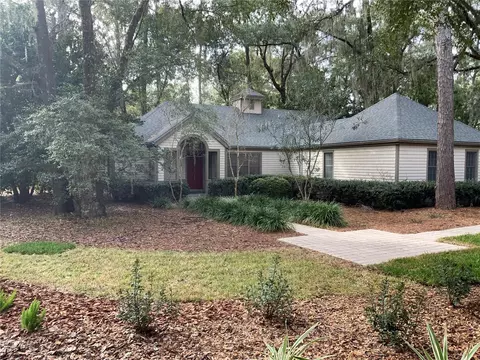 8401 SW 52nd Pl, Gainesville, FL 32608