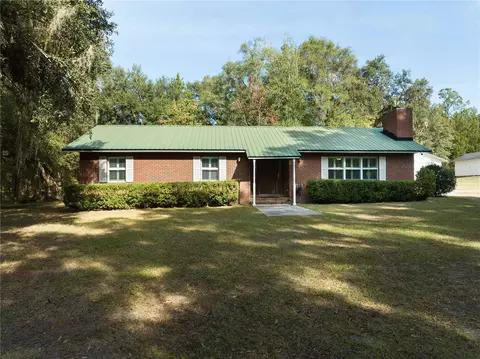 2349 SW Centerville Ave, Fort White, FL 32038