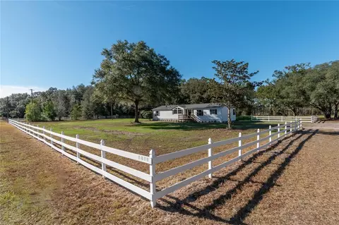 5404 SE 177th St, Hawthorne, FL 32640