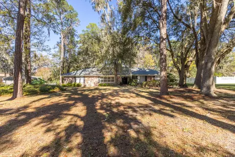 8522 NW 4th Pl, Gainesville, FL 32607