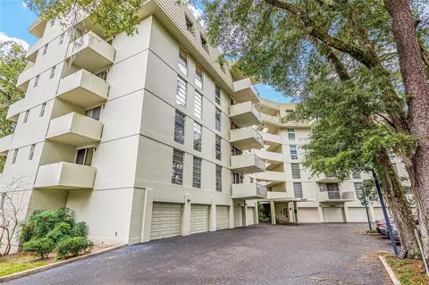 1719 NW 23rd Ave #2E, Gainesville, FL 32605