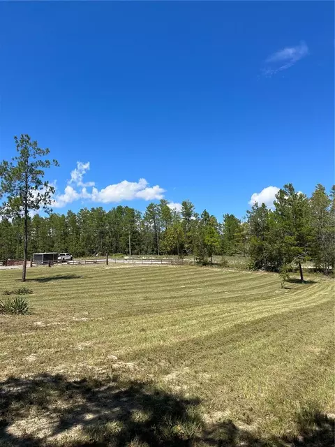 7409 NE 30th St, High Springs, FL 32643