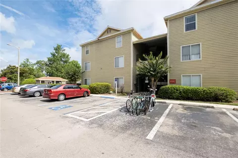 3800 SW 20th Ave #110, Gainesville, FL 32607