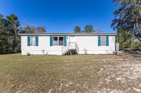 120 Patricia Ln, Hawthorne, FL 32640