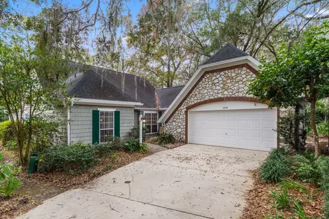 4335 NW 10th Pl, Gainesville, FL 32605