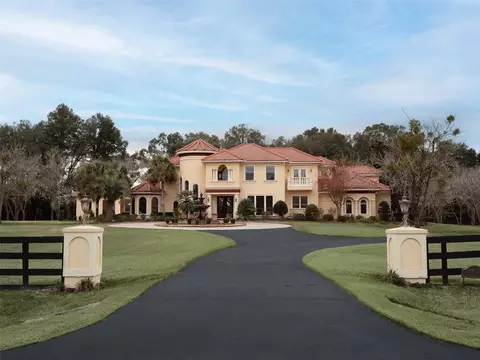 15017 NW 45th Pl, Newberry, FL 32669