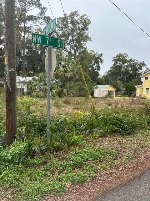 702 NW 14th Ave, Gainesville, FL 32601