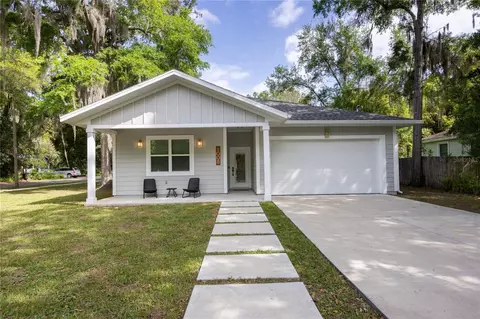 1008 NE 7th Pl, Gainesville, FL 32601