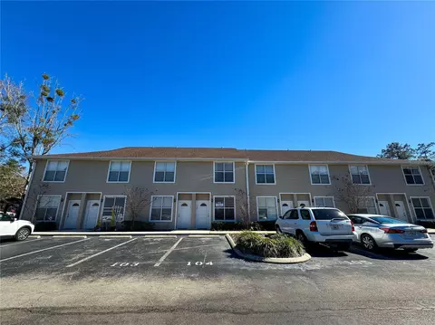 3901 SW 20th Ave #104, Gainesville, FL 32607