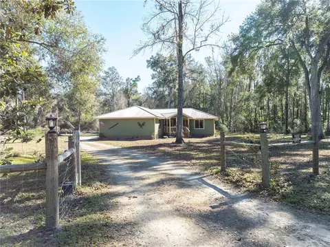 355 NE 575th St, Old Town, FL 32680