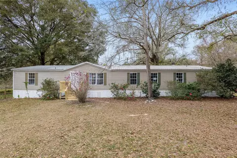 3614 SE 171st St, Hawthorne, FL 32640