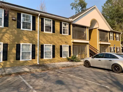 4215 SW 31st Dr #203, Gainesville, FL 32608