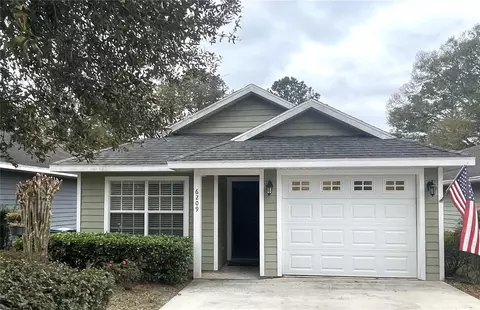 6209 NW 106th Pl, Alachua, FL 32615