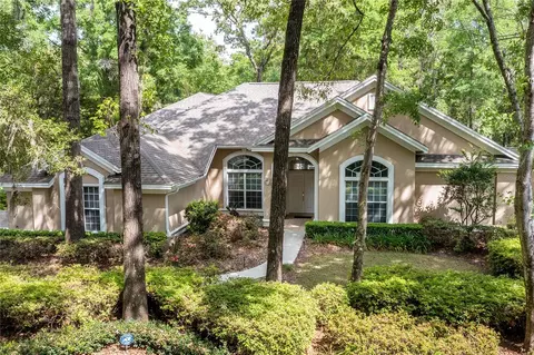 4327 SW 105th Dr, Gainesville, FL 32608