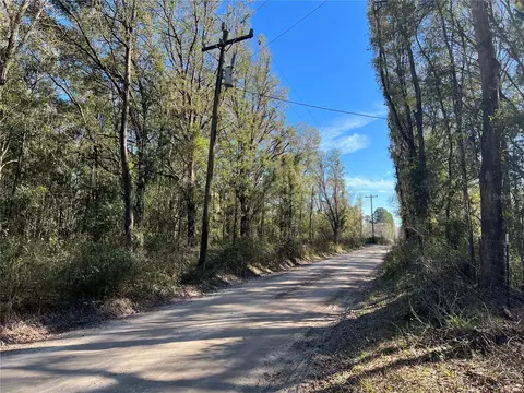 6030 NW 210 St, Newberry, FL 32669