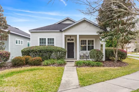 7965 SW 82nd Dr, Gainesville, FL 32608