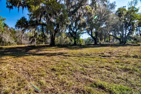 11027 SW 16th St, Micanopy, FL 32667