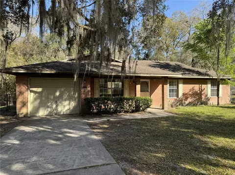5845 SE 230th Ter, Hawthorne, FL 32640