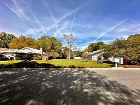 SW 40th Avenue, Gainesville, FL 32608