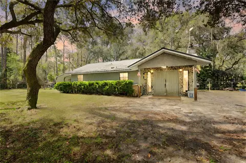 9210 NW 127th Ct, Chiefland, FL 32626