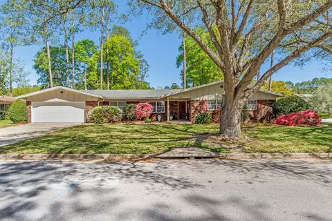 2204 NW 20th Ct, Gainesville, FL 32605