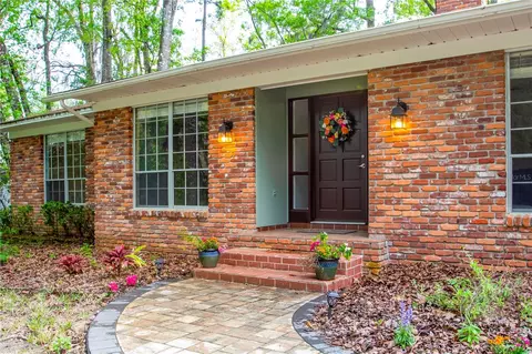 2039 NW 21st Ln, Gainesville, FL 32605