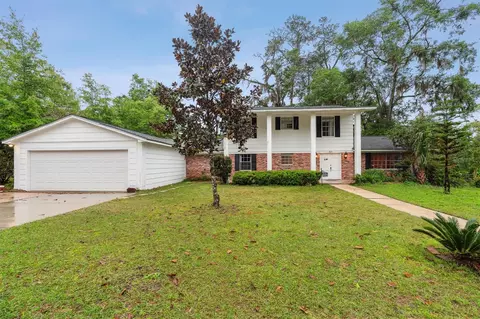 925 NW 52nd Ter, Gainesville, FL 32605