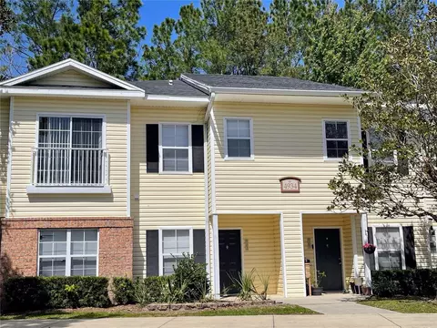 4934 NW 43rd Ave #102, Gainesville, FL 32606