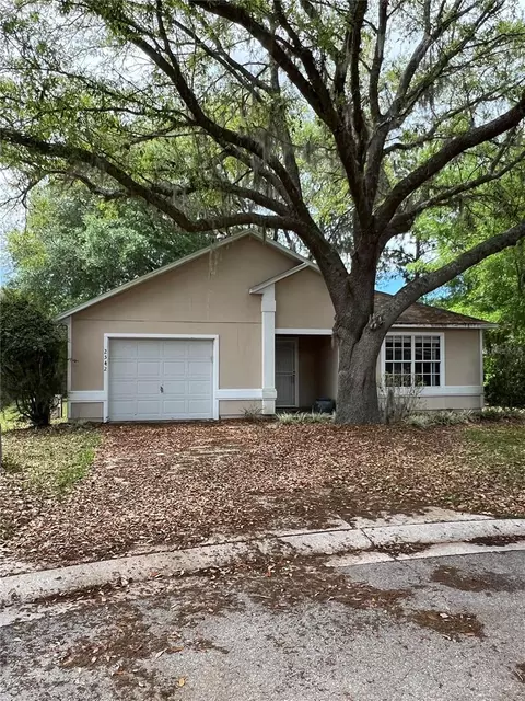 2542 NW 34th Pl, Gainesville, FL 32605