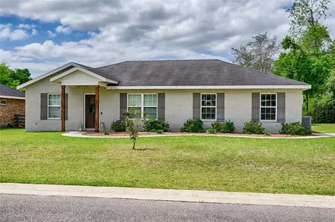 2032 SW 252 St, Newberry, FL 32669