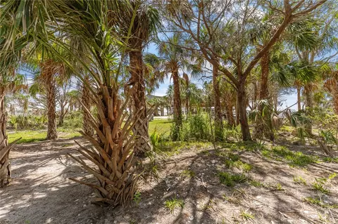 290 266 Eighth St E, Horseshoe Beach, FL 32648