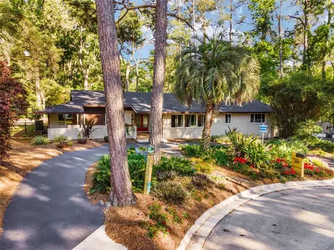 2001 NW 27th Dr, Gainesville, FL 32605