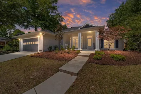 7332 White Oaks Rd, Alachua, FL 32615