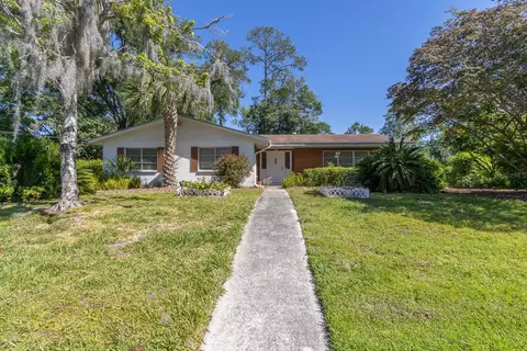 4610 NW 17th Pl, Gainesville, FL 32605