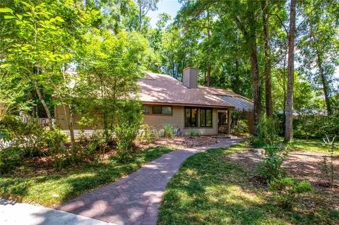 3010 NW 9th Pl, Gainesville, FL 32605