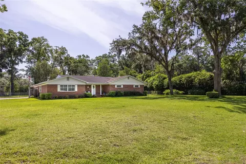 3861 NW 37th St, Gainesville, FL 32605