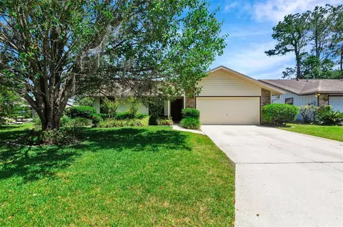 6335 NW 37th Dr, Gainesville, FL 32653