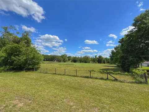 74 Th Pl, Gainesville, FL 32608