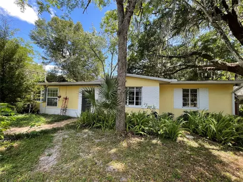 867 NE 7th Pl, Gainesville, FL 32601
