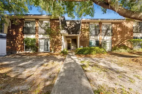 1700 SW 16th Ct #E-27, Gainesville, FL 32608