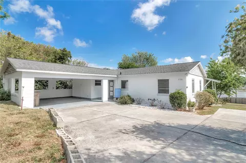 7521 Ed Douglas Rd, Groveland, FL 34736